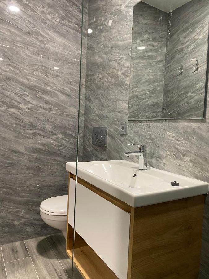 Apart Reserve Central Ivano-Frankivsk Eksteriør billede